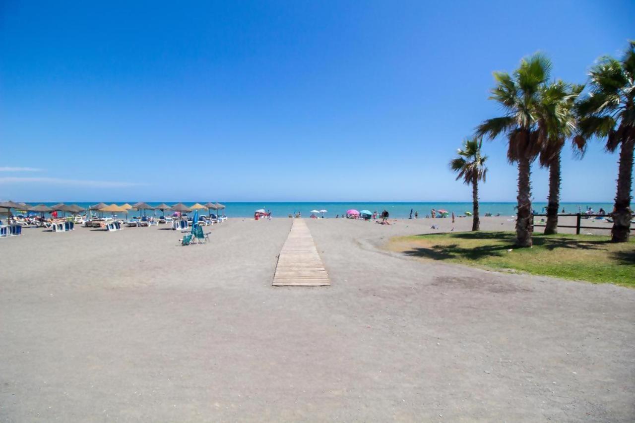 Fabuloso apartamento a 50m de playa centrico Torre Del Mar Exterior foto