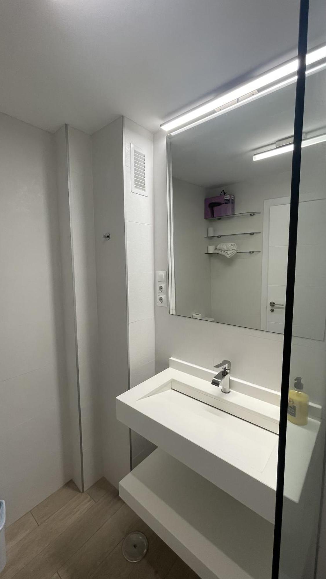 Fabuloso apartamento a 50m de playa centrico Torre Del Mar Exterior foto